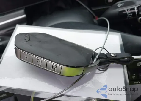 2025 Kia K5 Gt-Line z USA, uszkodzony, nr VIN KNAG64J7XS5284420